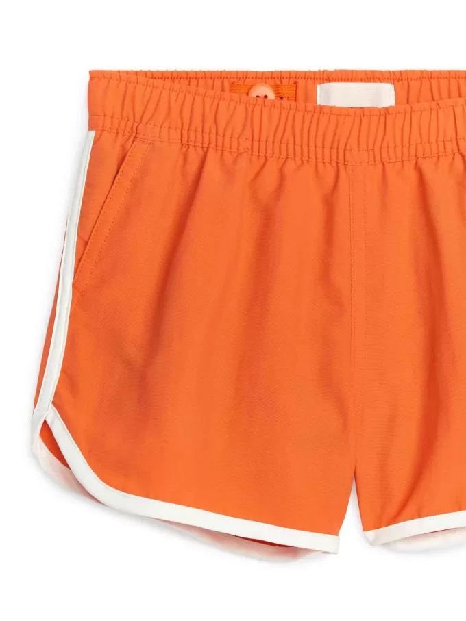 Badeshorts mit Kontrastbindung Badeshorts mit Kontrastbindung