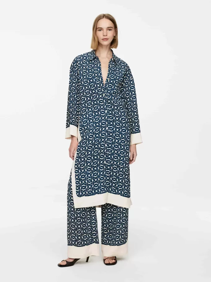 Bedrucktes Kleid Bedrucktes Kleid