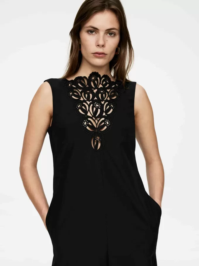 Besticktes Kleid Besticktes Kleid