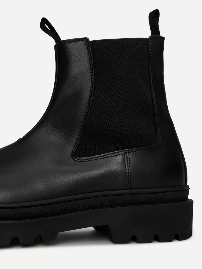 Chelsea-Stiefel aus Leder mit Schutzblech