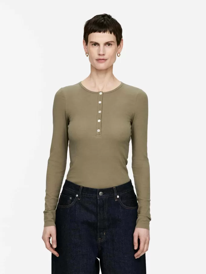 Geripptes Henley-Top