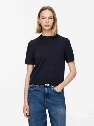 Gestricktes T-Shirt aus Merinowolle