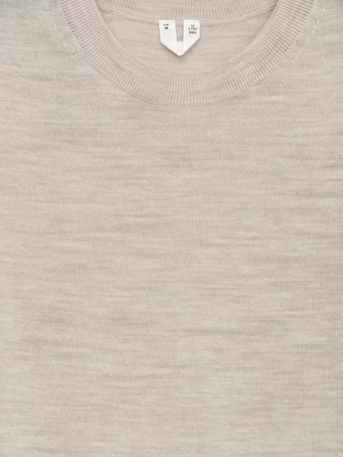 Gestricktes T-Shirt aus Merinowolle