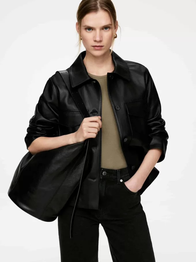 Große Beuteltasche aus Leder