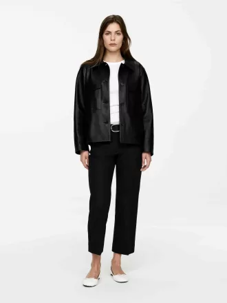 Hose aus Baumwolle mit Bügelfalte