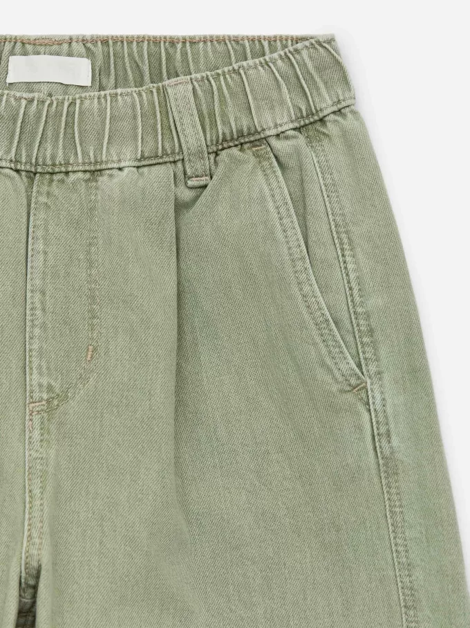 Hose aus gewaschenem Denim Hose aus gewaschenem Denim