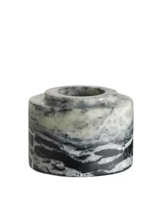 Kerzenhalter aus Marmor