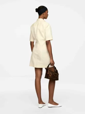 Kleid aus Leinen-Baumwolle Kleid aus Leinen-Baumwolle