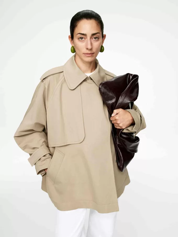 Kurzer Trenchcoat