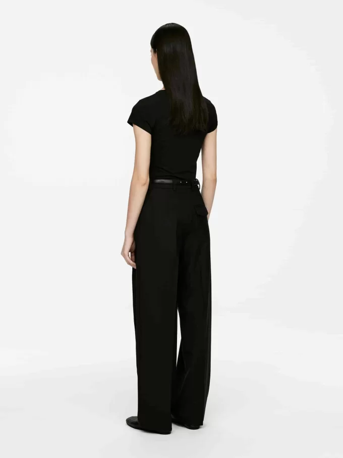 LUNA Tailliertes T-Shirt