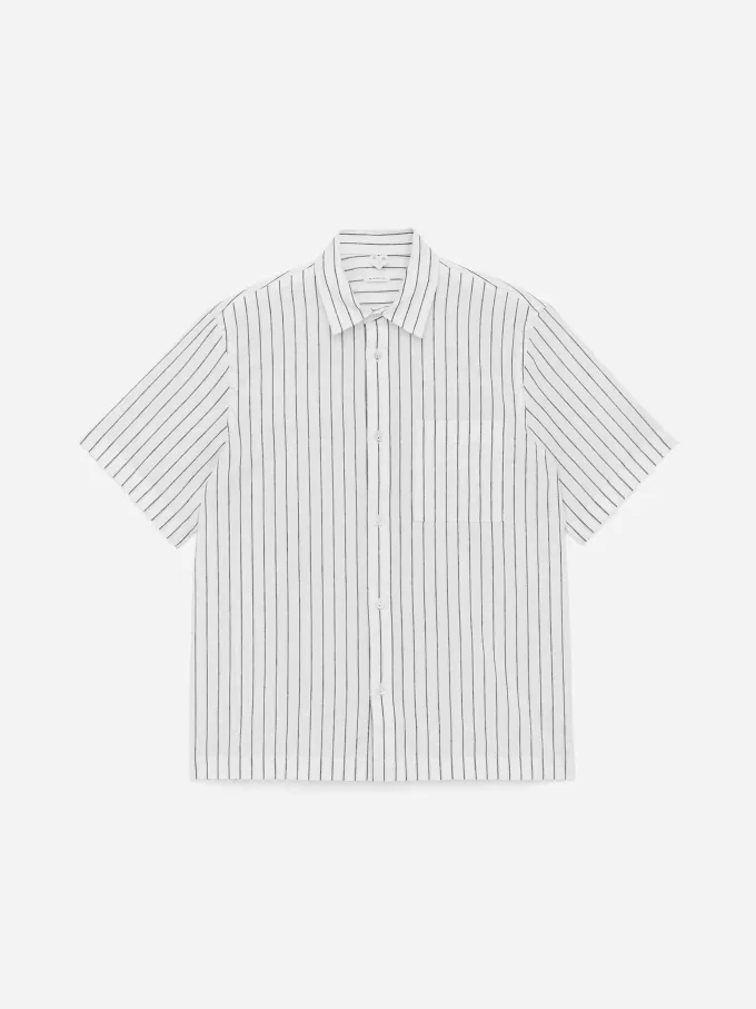 Lässiges Hemd aus Baumwollleinen Lässiges Hemd aus Baumwollleinen