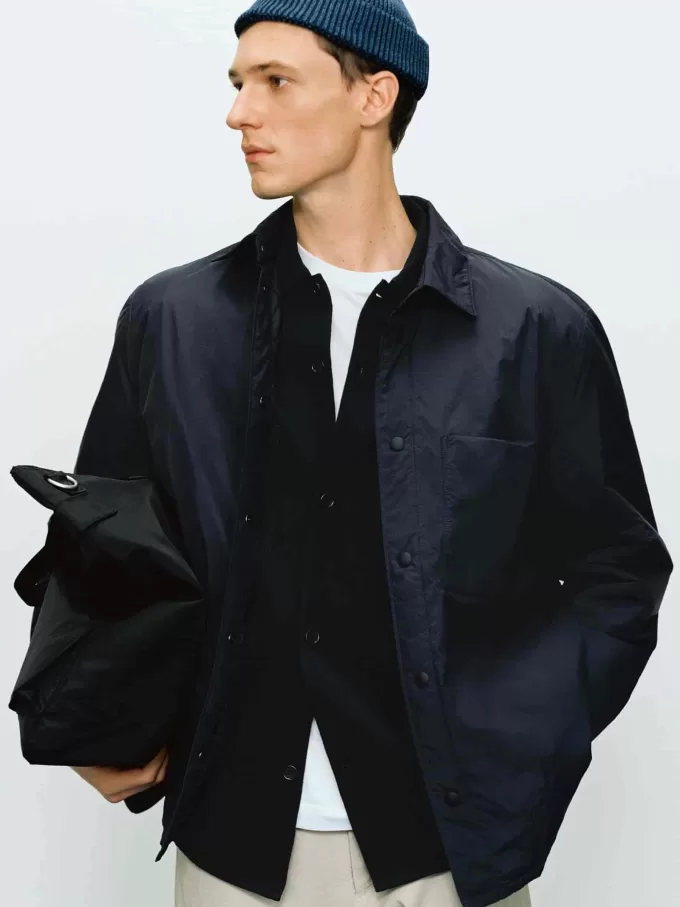 Leichtes T-Shirt Leichtes T-Shirt