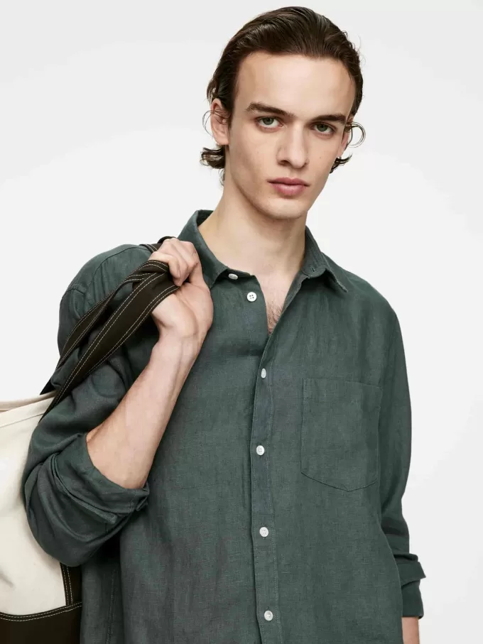 Leinenhemd mit normaler Passform