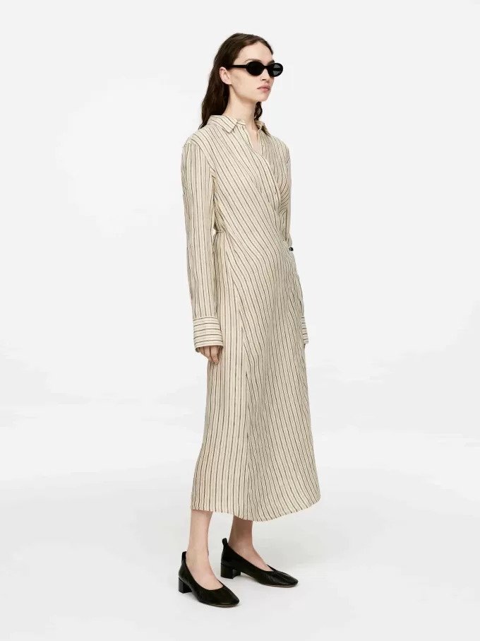 Leinenkleid mit Wickeldetail