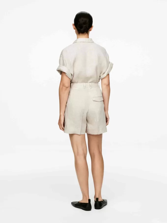 Leinenshorts mit hoher Taille