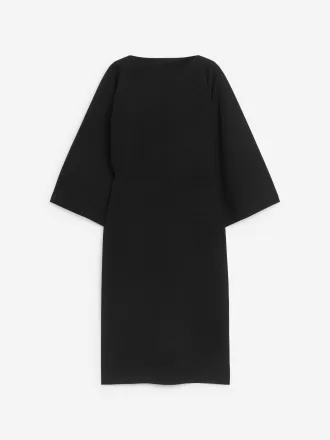 Midikleid mit U-Boot-Ausschnitt