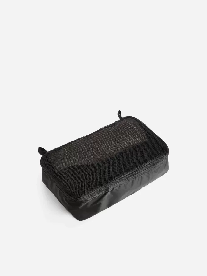 Mittelgroßer Kleiderkoffer