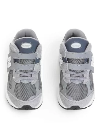 New Balance 2002 Jugendtrainer