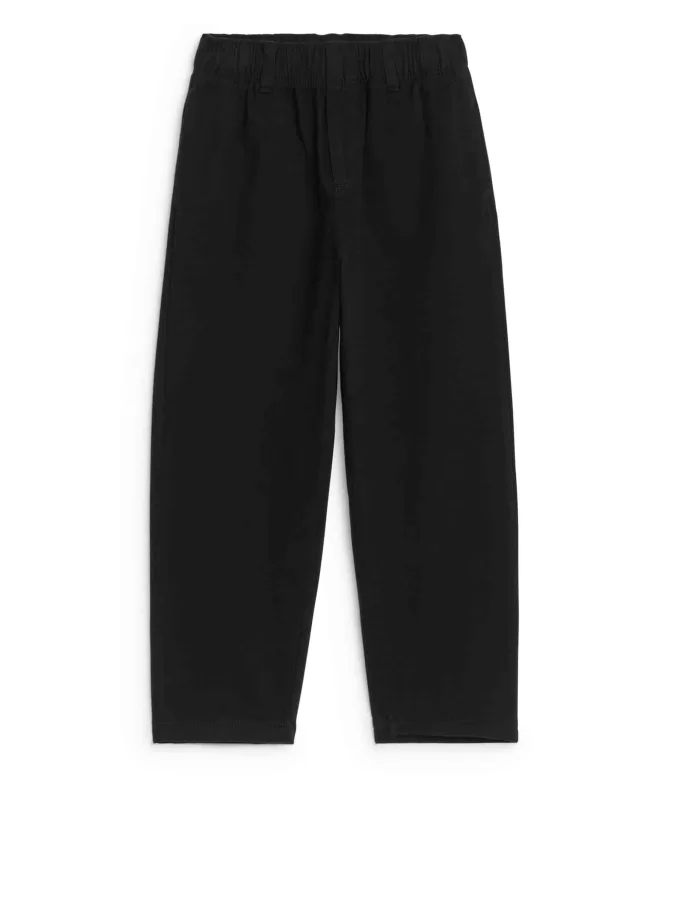 Schmal zulaufende Baumwoll-Chinos