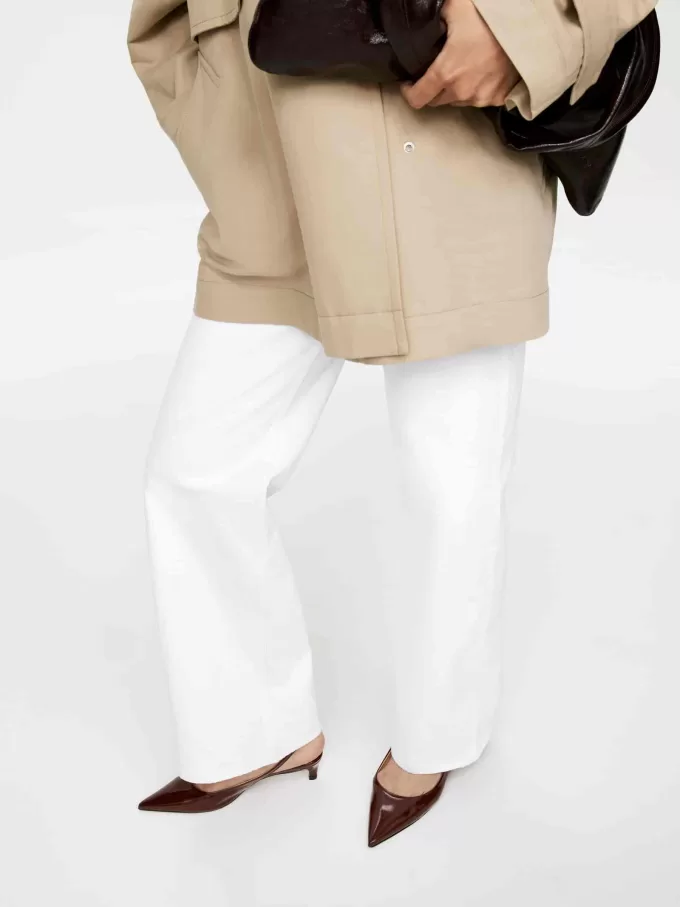 Slingback-Pumps aus Leder