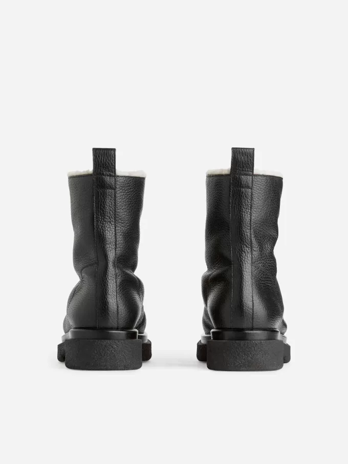 Stiefel aus Kunstpelzleder