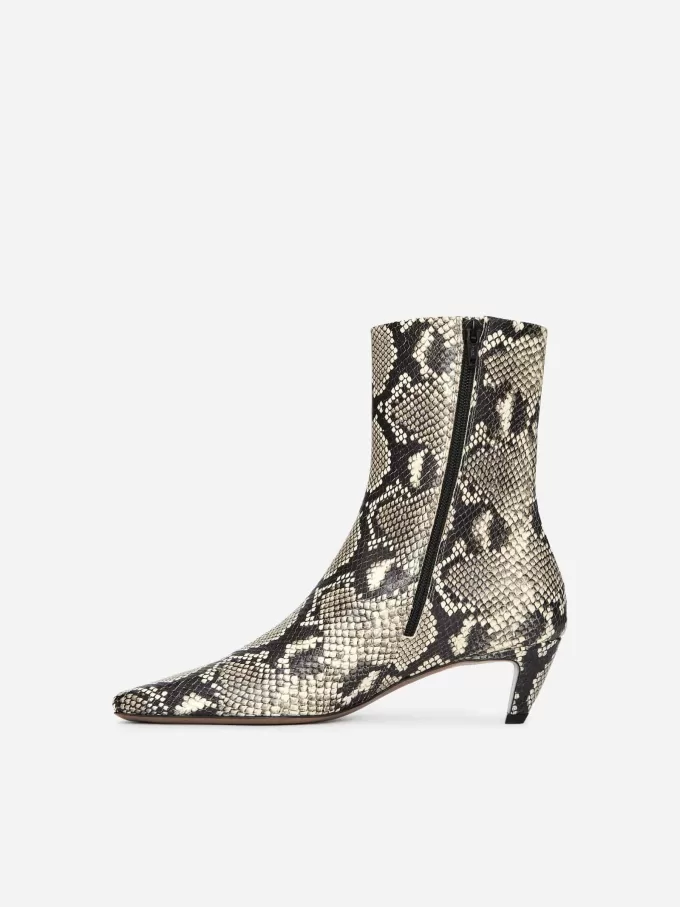 Stiefeletten mit eckiger Zehenpartie