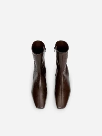 Stiefeletten mit eckiger Zehenpartie