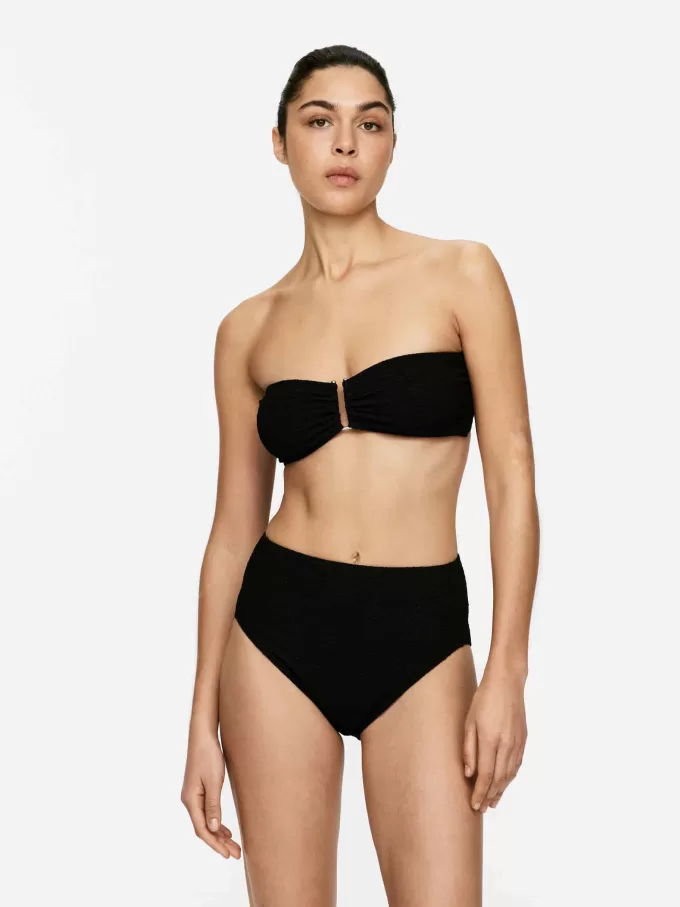 Strukturiertes Bandeau-Bikinioberteil Strukturiertes Bandeau-Bikinioberteil