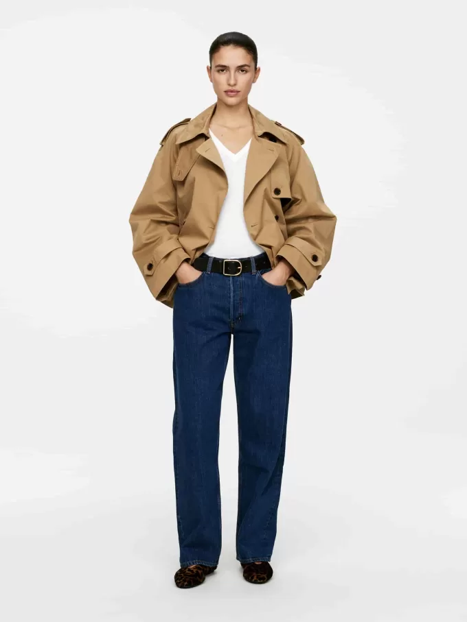 T-Shirt mit V-Ausschnitt T-Shirt mit V-Ausschnitt