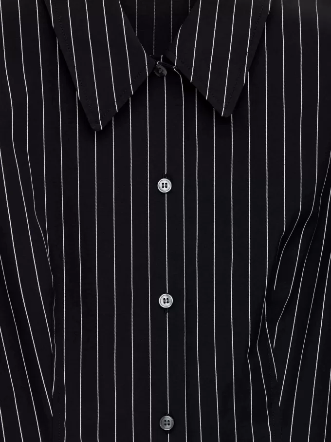 Tailliertes Hemd