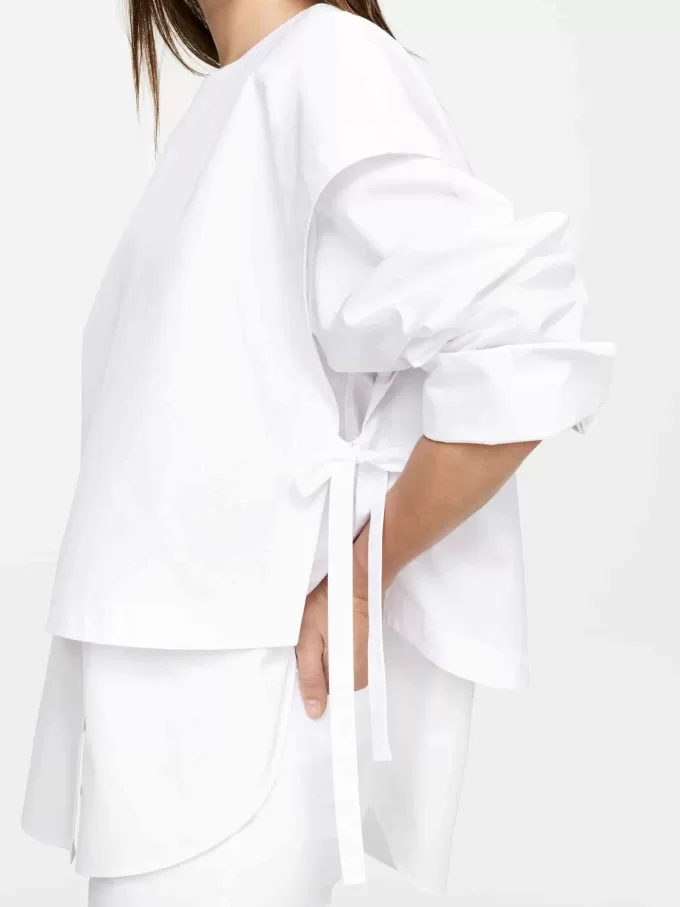 Trägershirt mit seitlicher Bindung Trägershirt mit seitlicher Bindung