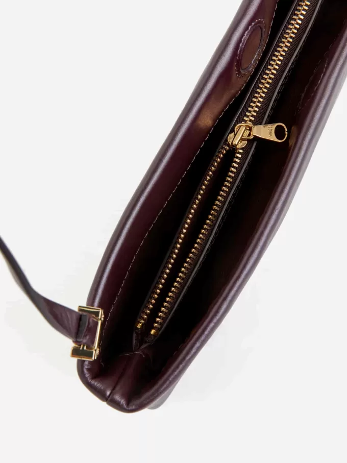 Umhängetasche aus Leder