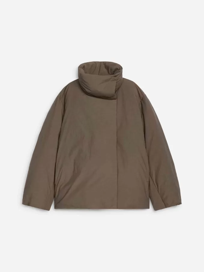 Upcycled Daunenjacke mit hohem Kragen Upcycled Daunenjacke mit hohem Kragen