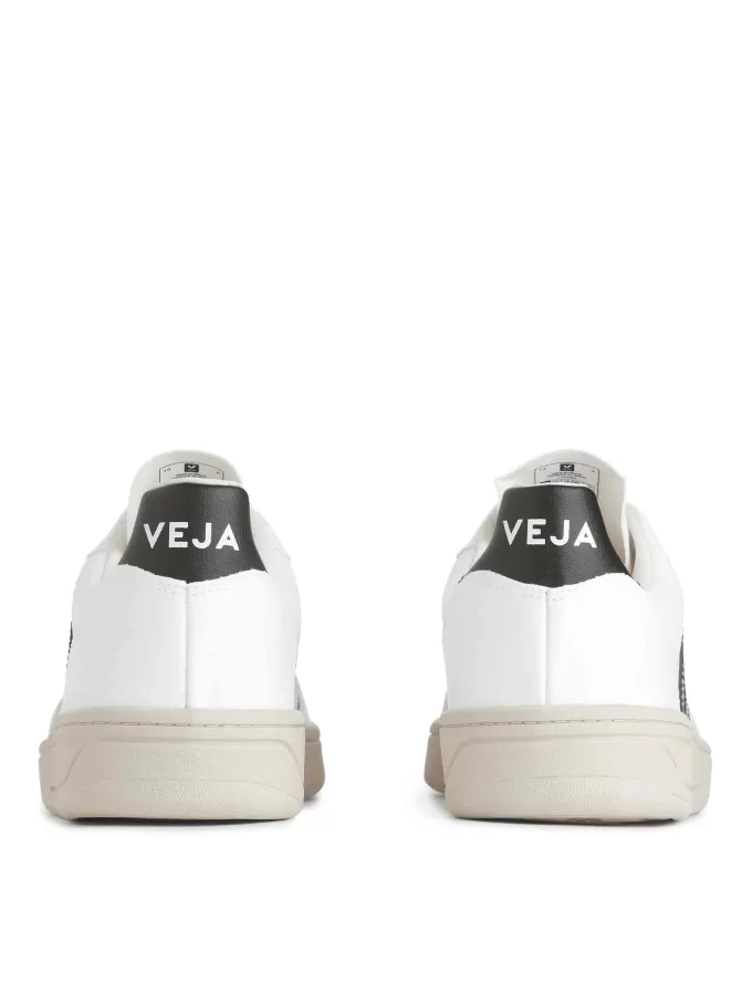 Veja V-10-Trainer