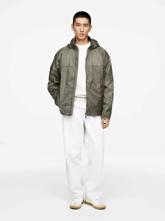 Windjacke aus Nylon Windjacke aus Nylon